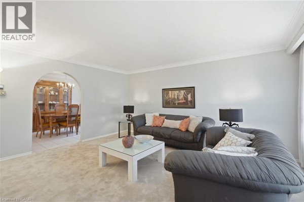 Recreation room - 36 Algonquin Court, Hamilton, ON L8T4T3 Photo 5