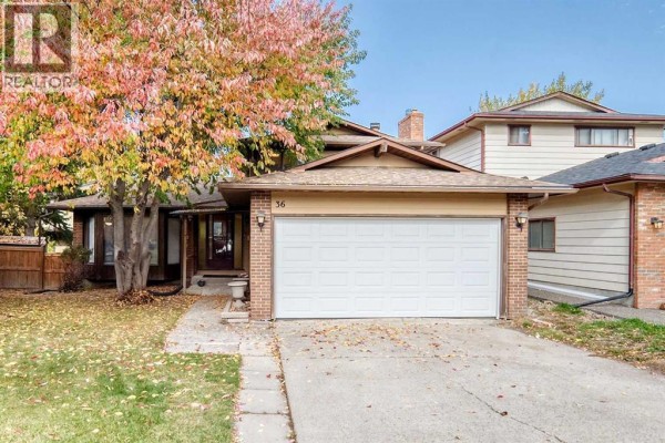 36 Berkshire Mews Nw, Calgary