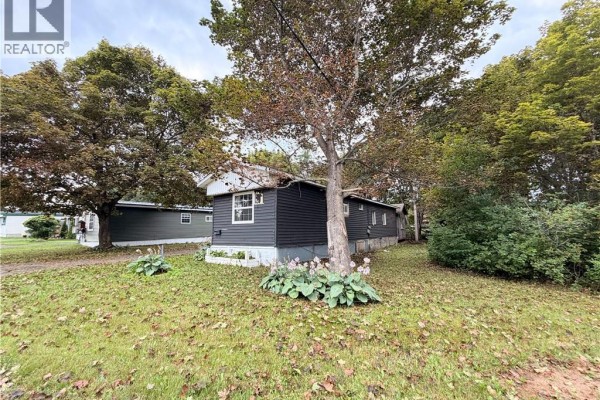 36 Bradd Street, Miramichi, NB, photo 2
