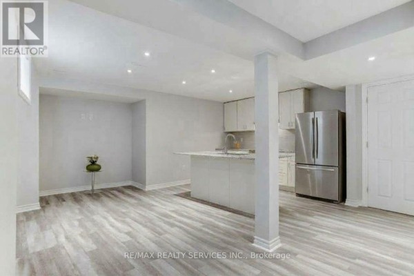 Primary Bedroom - 36 Caliper Road, Brampton, ON L6P3R2 Photo 3