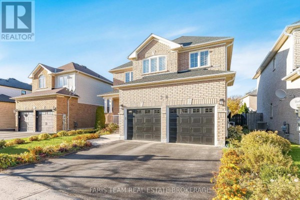 Family room - 36 Connaught Lane, Barrie, ON L4M0A6 Photo 2