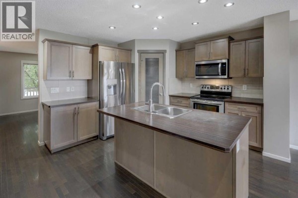 Living room - 36 Copperstone Court Se, Calgary, AB T2Z0J4 Photo 3