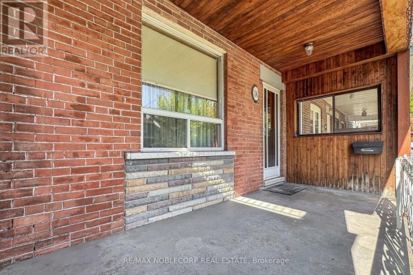 Kitchen - 36 Earlscourt Avenue, Toronto, ON M6E4A6 Photo 5