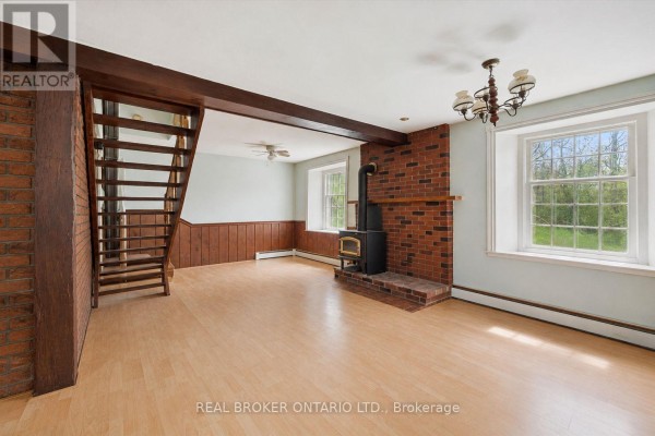 36 Elgin Street E, Woolwich, ON, photo 3