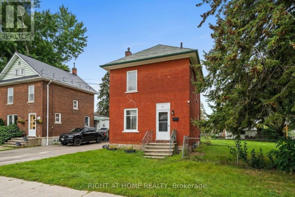 Kitchen - 36 Empress Avenue, Smiths Falls, ON K7A4V8 Photo 3