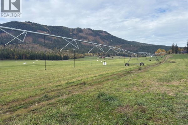 36 Hurt Road, Lumby, BC V0E2G5 Photo 3