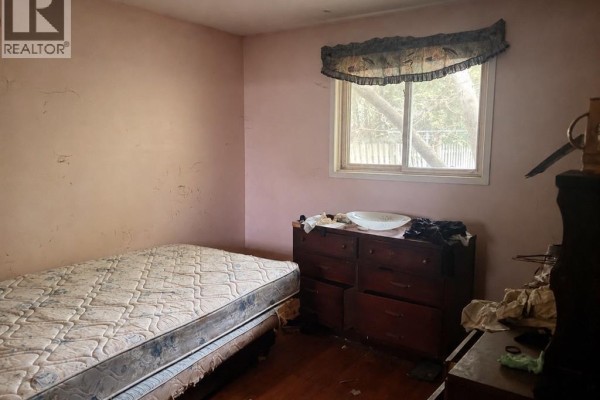 Bedroom - 36 Irwin Street, Wallaceburg, ON N8A4S1 Photo 3