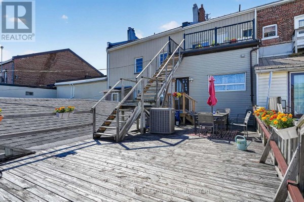 36 King St West King Street W, Cobourg, ON, photo 2