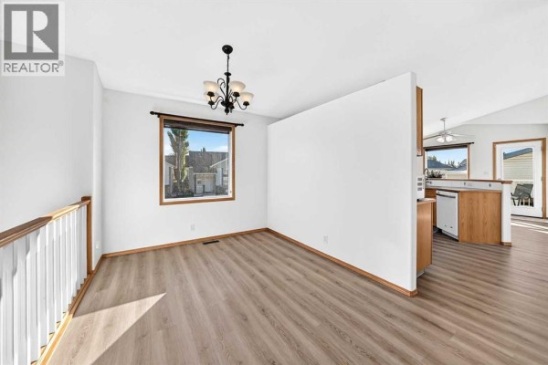 4pc Bathroom - 36 Lister Crescent, Red Deer, AB T4R2S6 Photo 4