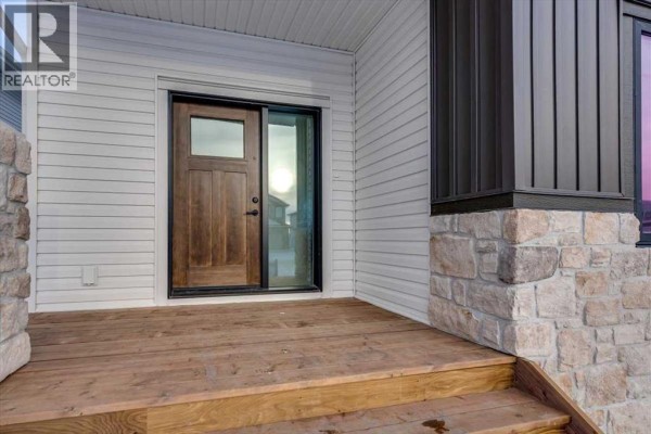 36 Memorial Parkway, Rural Red Deer County, AB, photo 2