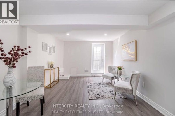 36 Minna Trail, Brampton, ON, photo 3