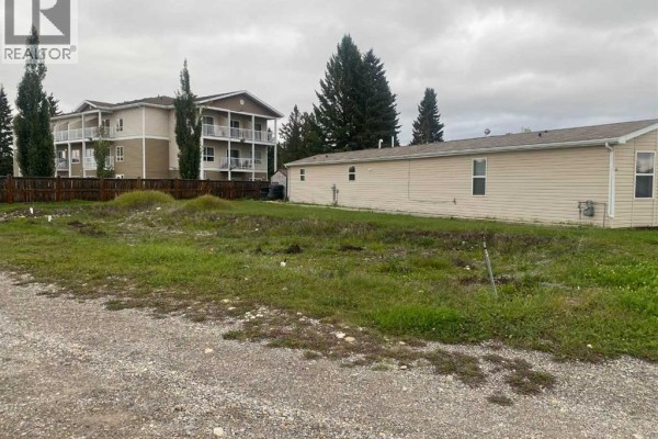 36 Noblefern Way, Sundre, AB T0M1X0 Photo 2