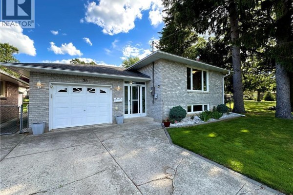 Recreation room - 36 Oakhill Drive, Brantford, ON N3T1R1 Photo 4