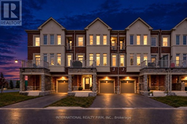 Townhouse for sale at 36 Paisley Drive, Bradford West Gwillimbury, ON - MLS® 4kgeOz