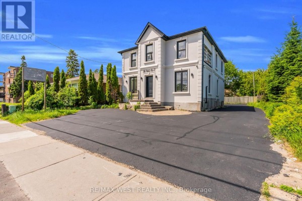 36 Park Road S, Oshawa, ON L1J4G8 Photo 4