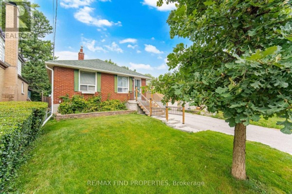 36 Pinegrove Avenue, Toronto, ON M1N2G5 Photo 5