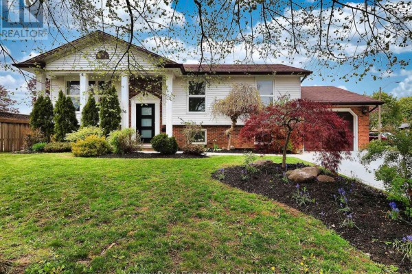 36 Rochelle Drive, St  Catharines, ON, photo 2