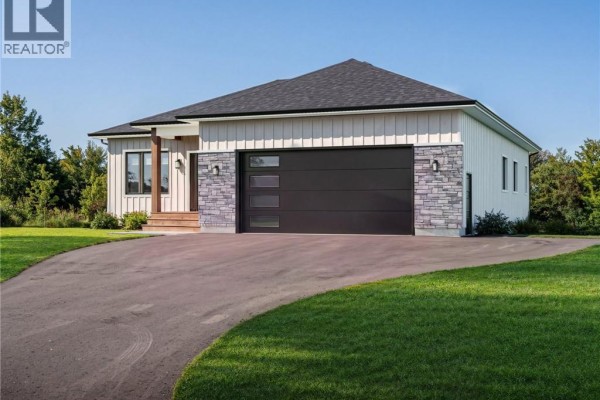 Family room - 36 Roland, Irishtown, NB E1A0N1 Photo 3