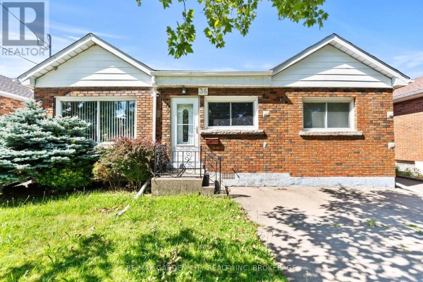 Living room - 36 Rose Avenue, Thorold, ON L2V3C6 Photo 2