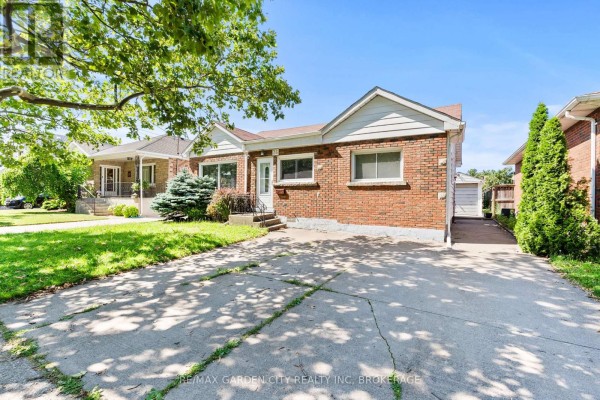 Bedroom - 36 Rose Avenue, Thorold, ON L2V3C6 Photo 3