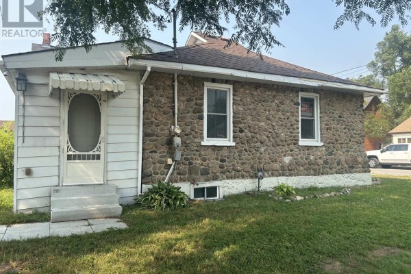 36 Sanford Street, Barrie, ON, photo 3