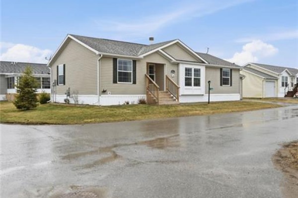 4pc Bathroom - 36 Shady Lane, Nanticoke, ON N0A1L0 Photo 4