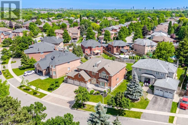 36 Shadywood Road, Brampton, ON, photo 2