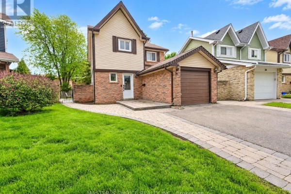 Residential for sale at 36 Sprucedale Court, Brampton, ON - MLS® Gi6ZjU