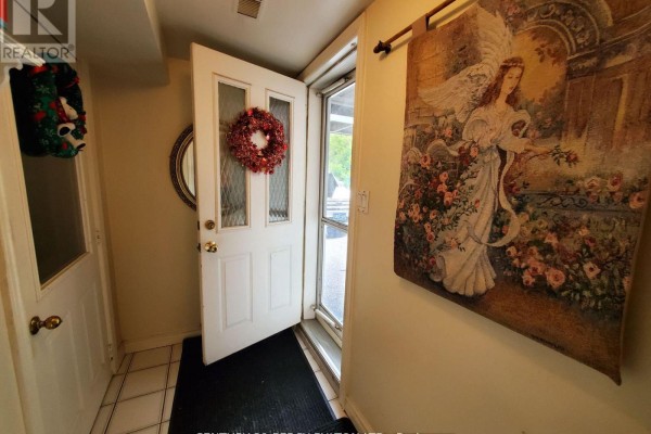 36 St. Paschal Court, Toronto