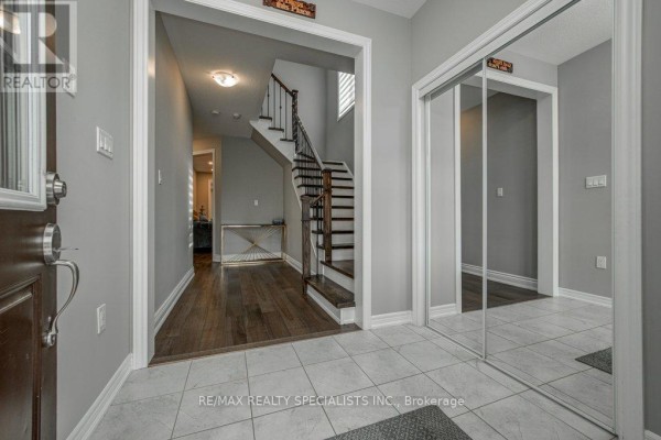 36 Weatherall Avenue, Cambridge, ON N3H0C1 Photo 5