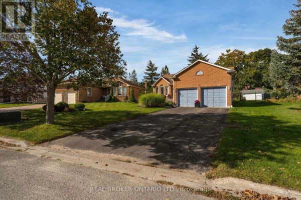 36 Webb Street, Barrie, ON L4N6V2 Photo 2