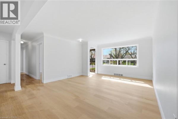 Recreation room - 36 Woodelm Drive, St  Catharines, ON L2M4N3 Photo 4