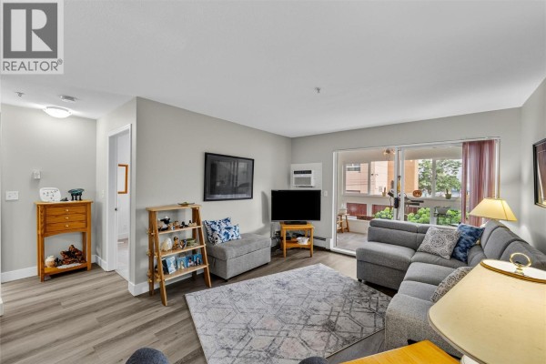 4pc Ensuite bath - 360 Battle Street Unit# 109, Kamloops, BC V2C2L6 Photo 4