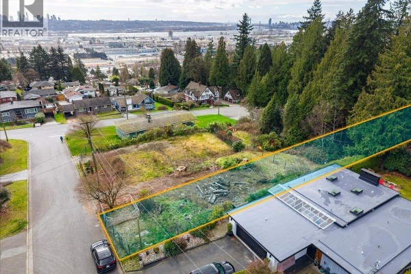 360 Duncan Street, Coquitlam, BC V3K5B5 Photo 5