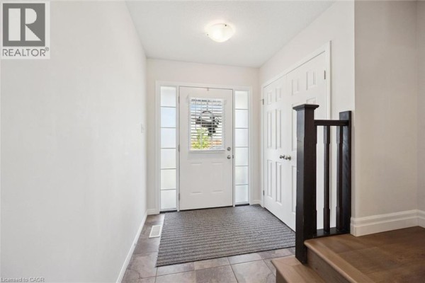Bedroom 2 - 360 Freure Drive, Cambridge, ON N1S0B5 Photo 5