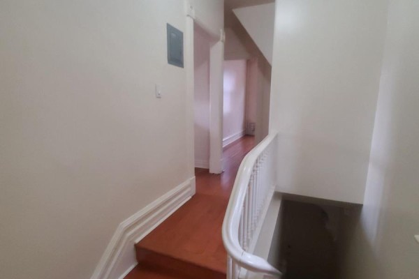 360 Gilmour Street, Ottawa, ON K2P0R3 Photo 4