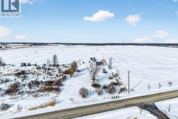 360 Lighthouse Drive, Dunnville, ON, photo 2