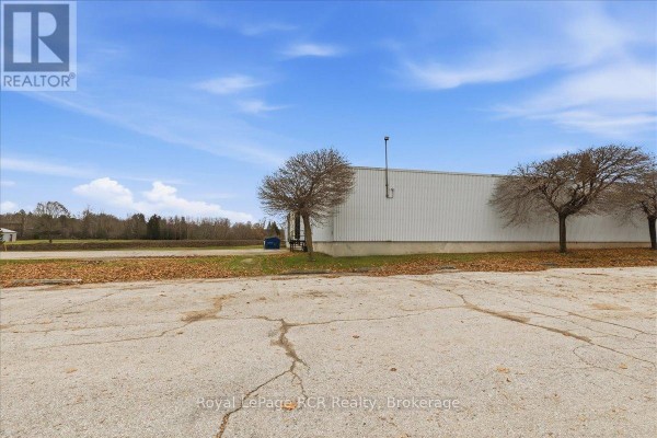 360 Perth Street, Wellington North, ON N0G2L1 Photo 4