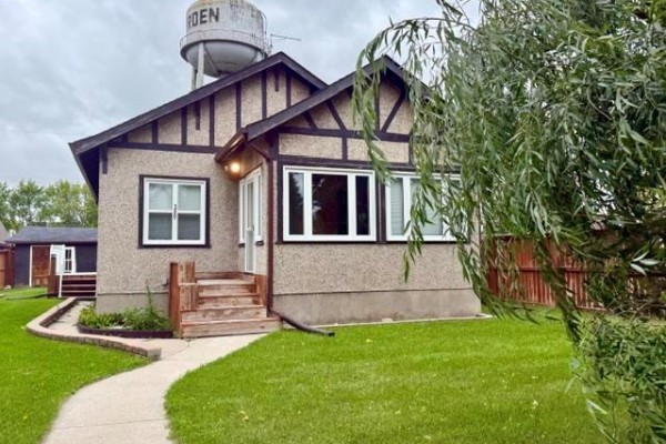 Kitchen - 360 Queen Street W, Virden, MB R0M2C0 Photo 2
