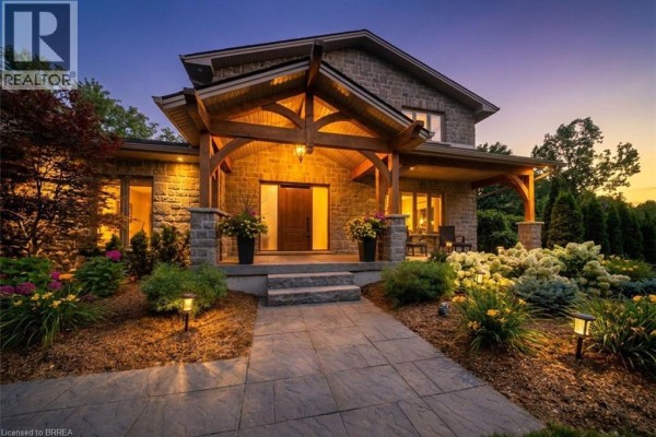 360 Robinson Road, Brantford, ON, photo 2