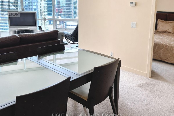 Primary Bedroom - 3602 - 361 Front Street W, Toronto, ON M5V3R5 Photo 5