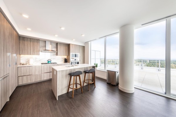3602 13778 100 Avenue, Surrey, BC V3T0V3 Photo 4