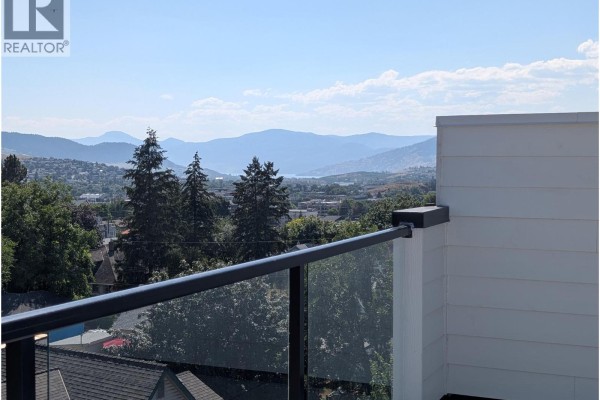 Laundry room - 3602 Pleasant Valley Road Unit# 4, Vernon, BC V1T4L6 Photo 2