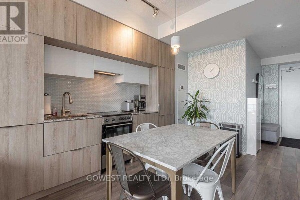 Kitchen - 3603 - 159 Dundas Street E, Toronto, ON M5B1E4 Photo 3