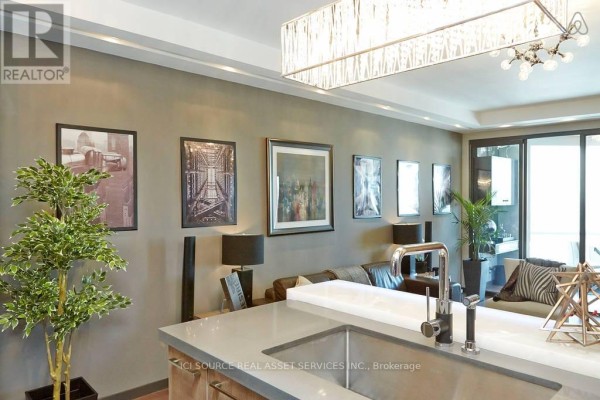 Kitchen - 3604 - 10 Yonge Street, Toronto, ON M5E1R4 Photo 5