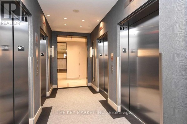 Kitchen - 3605 - 3975 Grand Park Drive, Mississauga, ON L5B0K4 Photo 3