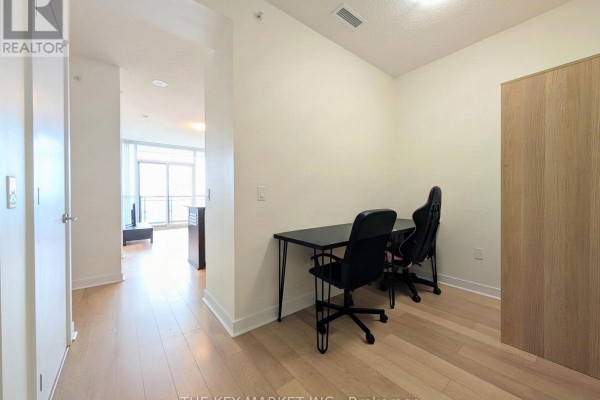 Den - 3605 - 3975 Grand Park Drive, Mississauga, ON L5B0K4 Photo 5