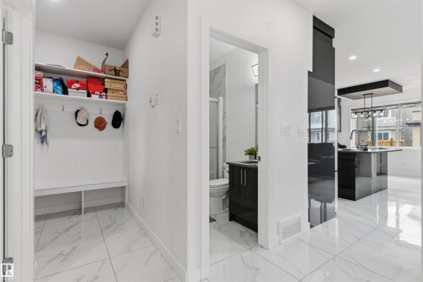 Family room - 3606 41 Ave, Beaumont, AB T4X3H3 Photo 4