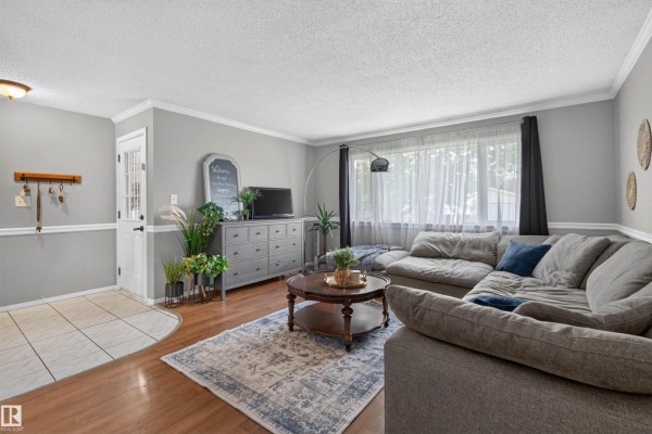 Den - 3606 44 St, Leduc, AB T9E6A1 Photo 4