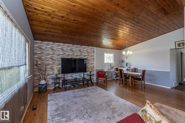 Family room - 3608 44 St, Leduc, AB T9E6A1 Photo 4